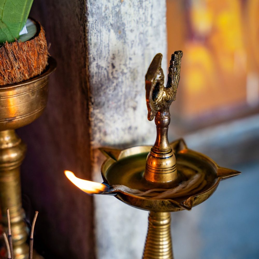 Brass kuthu vilakku (oil lamp)